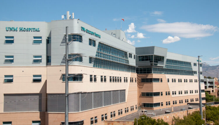 Thousands of nurses and hundreds of doctors needed in the state