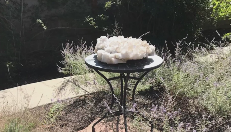 Man steals quartz from Albuquerque's house

