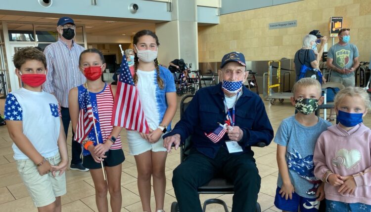Community supports local veterans on Honor Flight