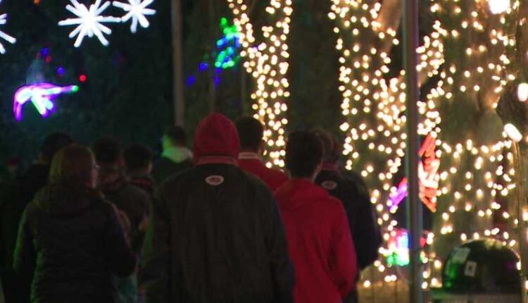 river-of-lights-1543122947.jpg