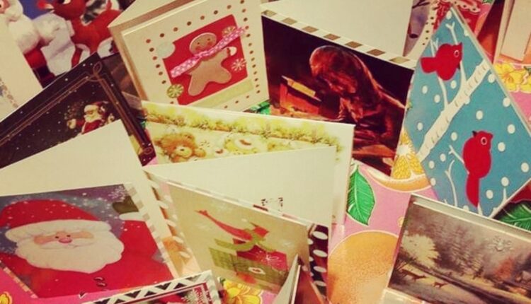 Employees of the special collection library want to revive the snail mail

