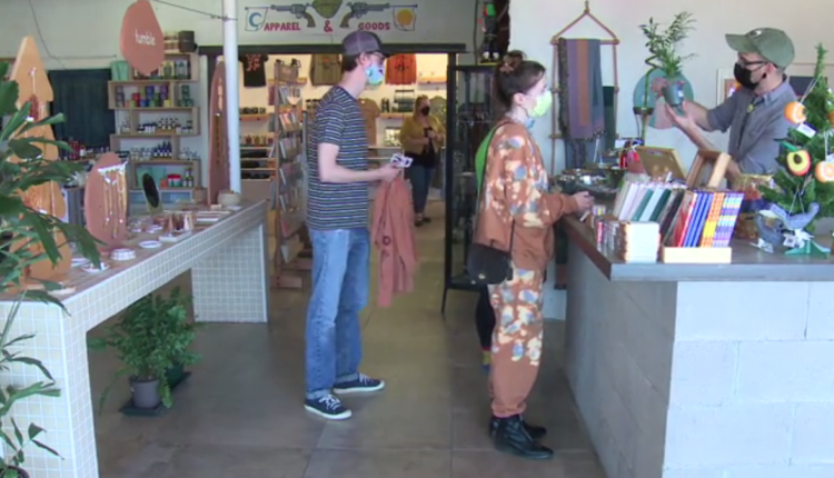 Albuquerque shoppers flock to the stores for Small Business Saturday

