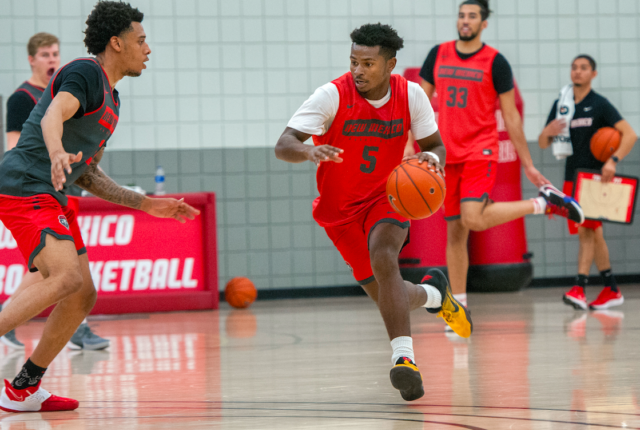 Lobo basketball practice