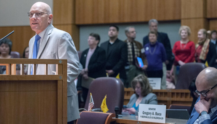 Ethics agency calls for stricter disclosure laws

