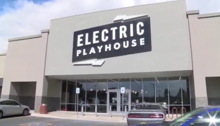 Grants allow 2 local businesses to set up space in downtown Albuquerque

