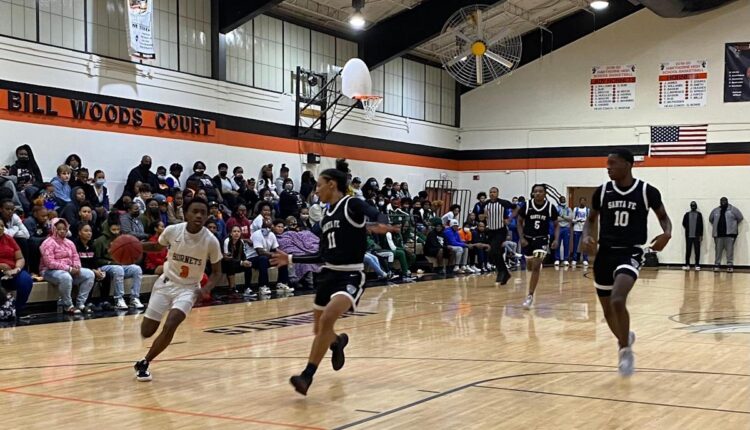 Santa Fe boys knock off Hawthorne 59-58, other scores from MLK Showcase