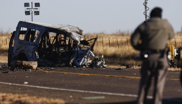 9 dead in crash involving students at New Mexico college | Ap
