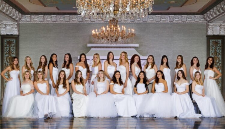 National Charity League Del Sol Chapter recognizes Senior Class of 2022 for achievements