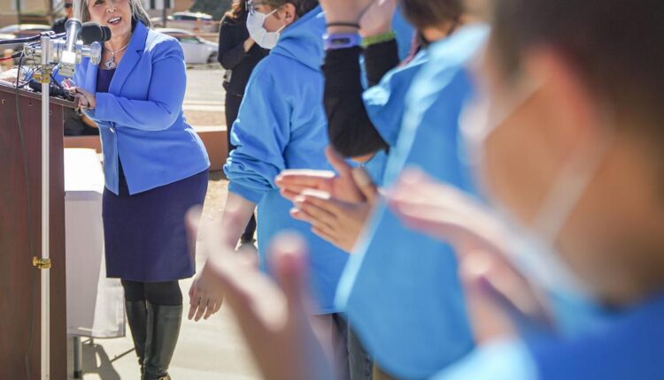 Experienced teachers could see smaller pay increases in New Mexico | Education