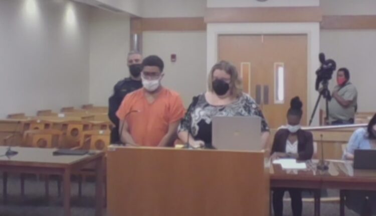Man who stabbed woman to death in an Albuquerque parking lot sentenced to one year in prison
