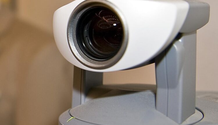  Ideas on mute?  Study: Remote meetings dampen brainstorming
