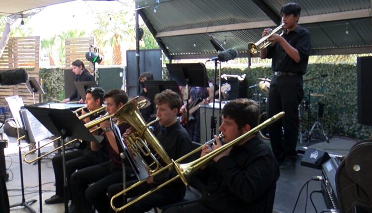 Las Cruces High School jazz band raises $2K for Ruidoso fire victims
