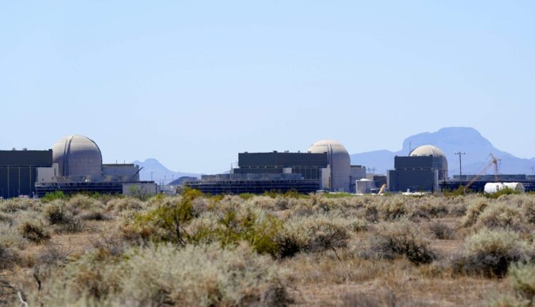 Arizona nuclear plant seeking alternative source of water
