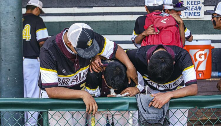 Santa Fe Indian School loses 8-7 on final play to East Mountain | Sports
