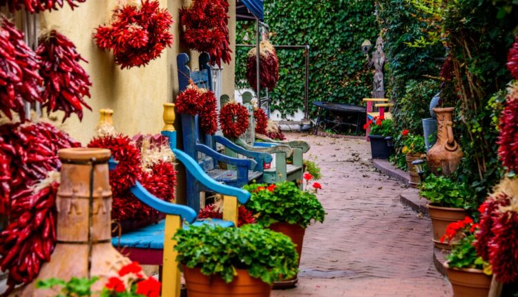 Areas with the most expensive homes near Santa Fe