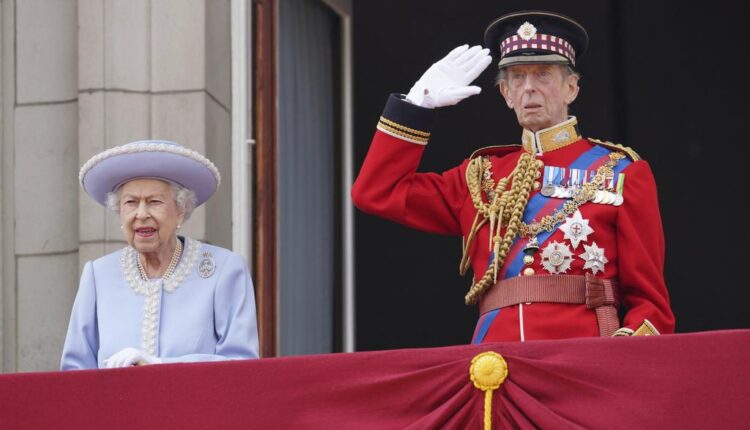 Queen Elizabeth II's Platinum Jubilee kicks off with pomp

