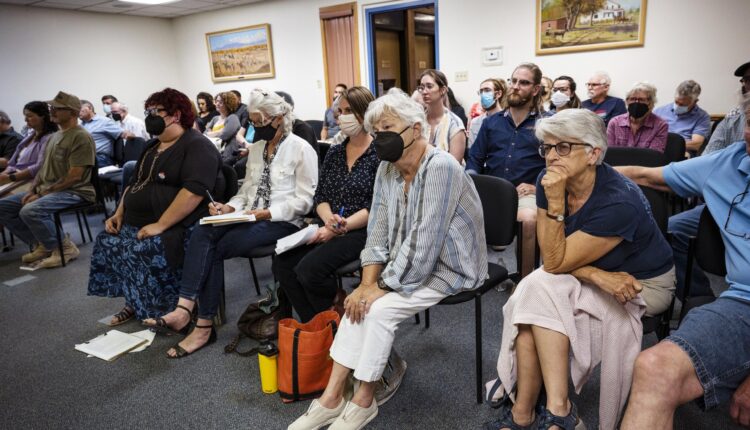 Valencia County plans hearing on mineral order
