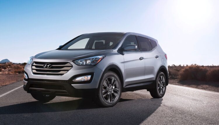 2012 Hyundai Santa Fe Front View