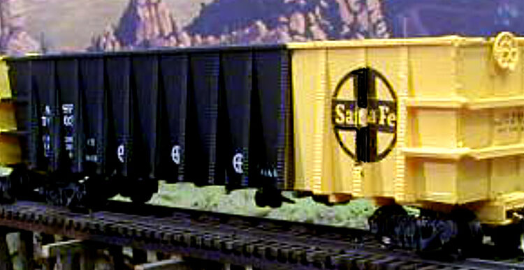 yellow and black gondola