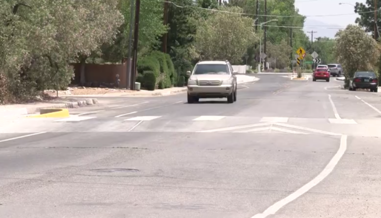 Residents happy with new crosswalk in northwest Albuquerque
