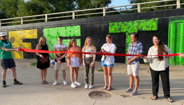 Santa Fe Trail mural near Brookside bridge completed