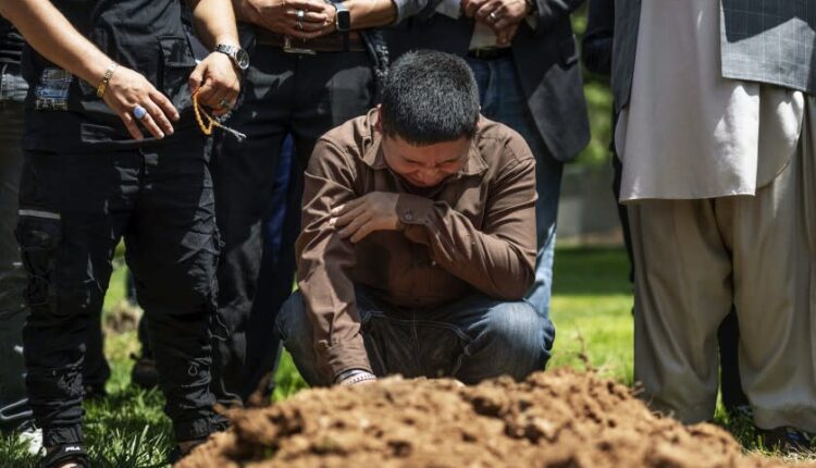 Suspect in four Muslim men's killings detained in Albuquerque area, police say
