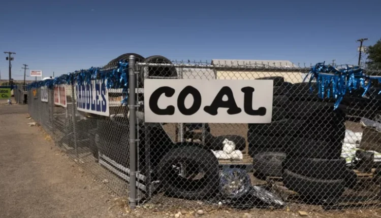 In San Juan Basin, cultural, economic bonds slow fossil fuel transition