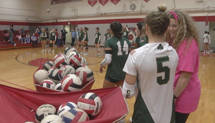 Trinity Catholic knocks off Santa Fe in top-five volleyball clash