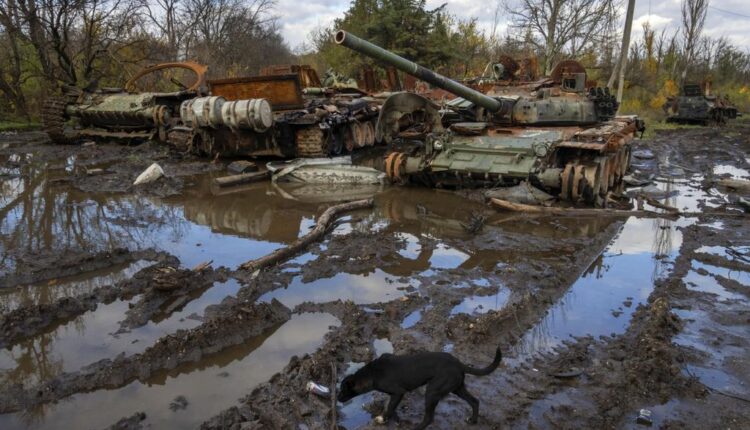Russian strikes hit Ukraine, most of Kyiv without water
