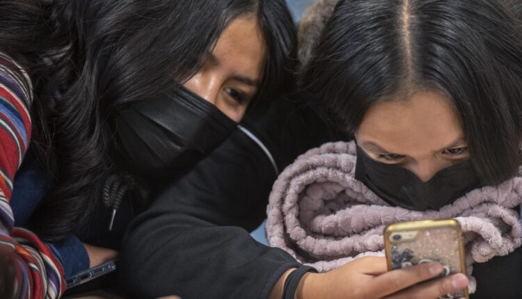  Editorial: Give our homeless students cash?  Pilot shows potential
