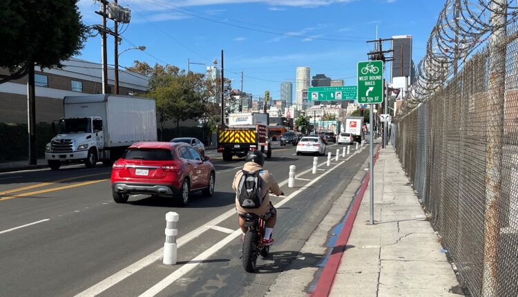 New protected bike lane on 6th Street in downtown L.A. Photos by Joe Linton/Streetsblog