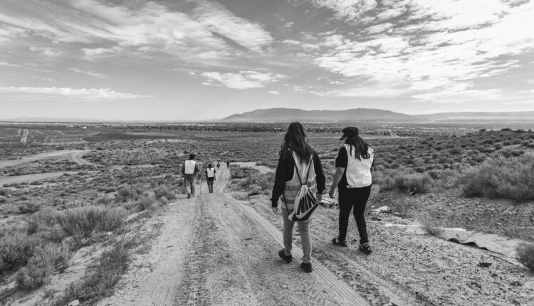 Searching on their own - Albuquerque Journal
