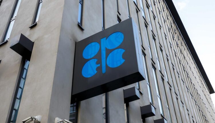 No OPEC+ oil shakeup as Russian price cap stirs uncertainty
