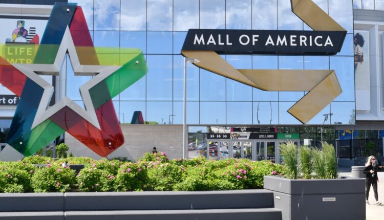 Police: Mall of America on lockdown after reported shooting
