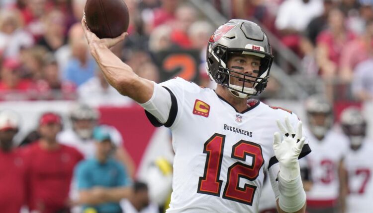 Brady leads Bucs' rally past Panthers for NFC South title | Sports