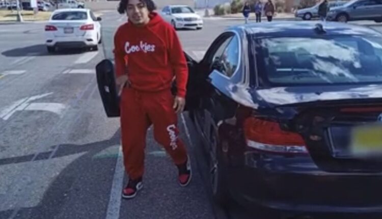 Police search for suspect in attempted carjacking near UNM
