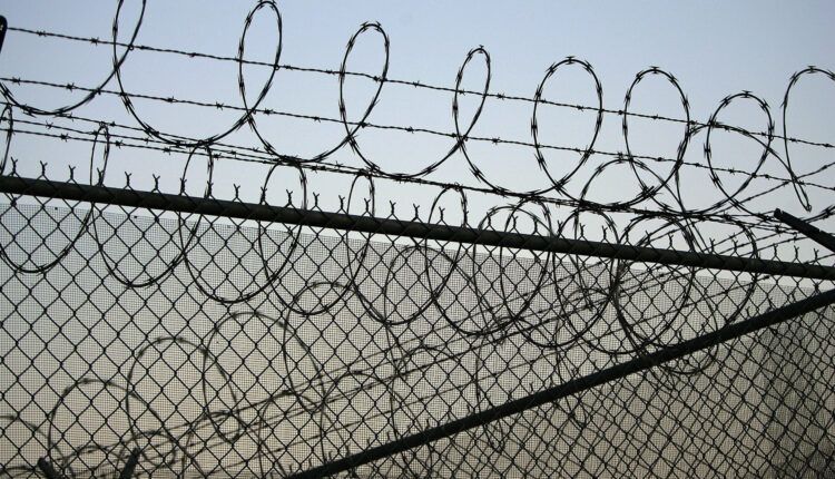 People held in NM women’s prison never notified about bacteria found in drinking water