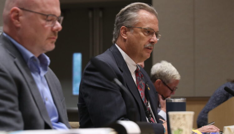 Lawmakers request feds and state officials find third party in chromium plume fight