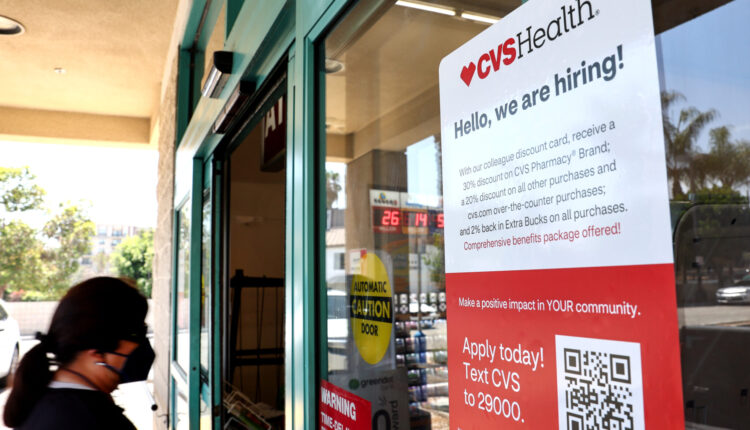 December jobs report: Wages up, hiring steady as job market ends year strong