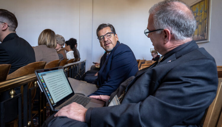 In a quick sprint, NM lawmakers endorse toughening release conditions for some defendants